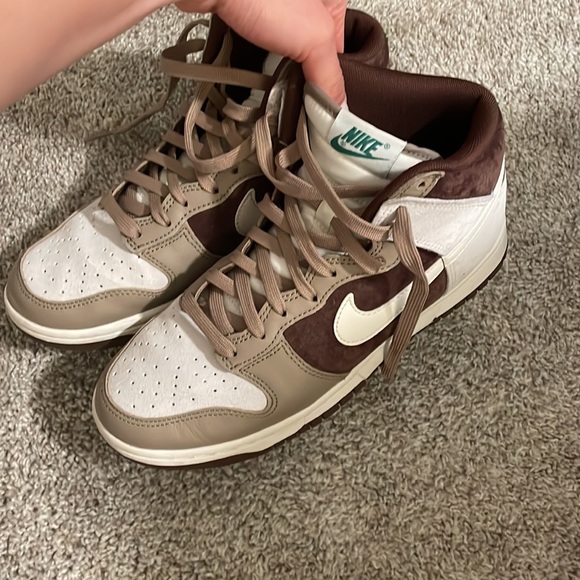 Nike chocolate high top dunk - Picture 2 of 5